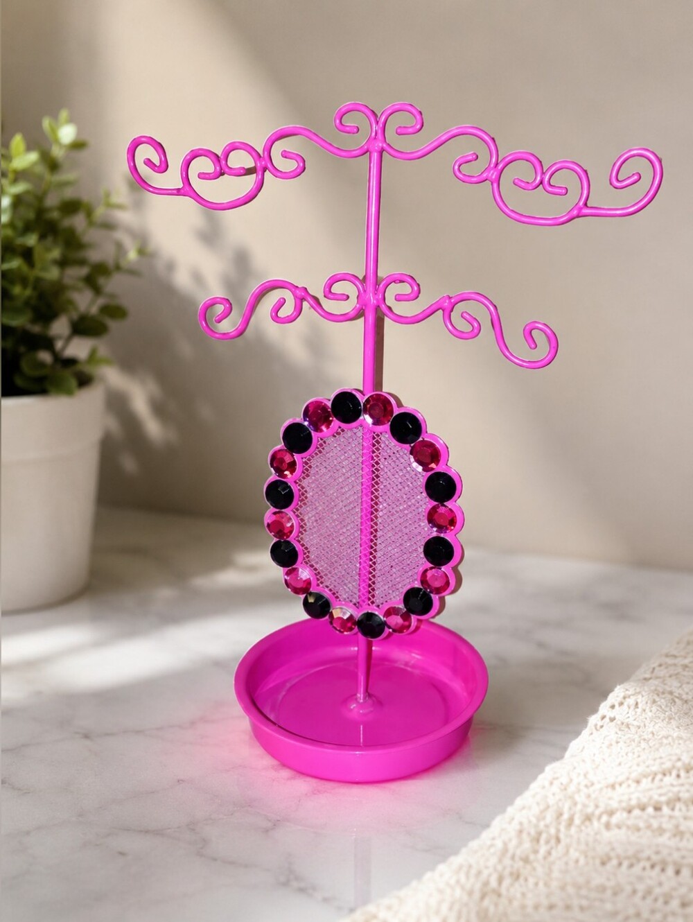 Pink jewellery bracelet earring organizer holder